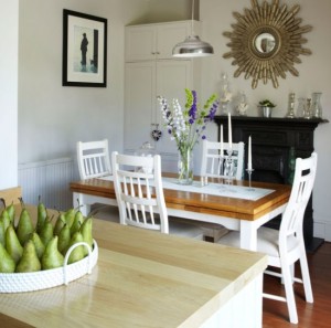 white chair small dining room idea