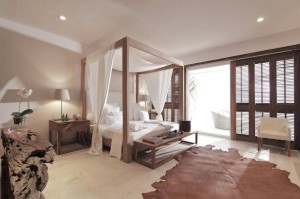 Four poster bed Interior Design Blogs