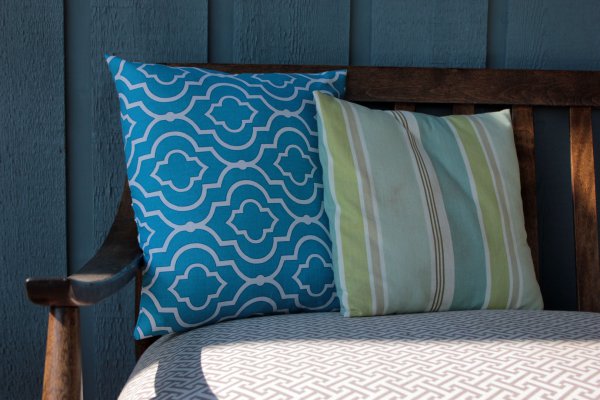 blue-bench-pillows-in-shade