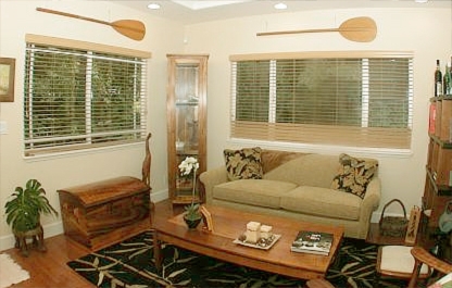 Hawaiian Living Room (8)