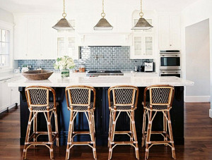 black-and-white-bistro-kitchen-with-bistro-chairs