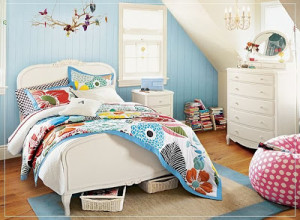 teenager-bedroom-design-egg-shell-blue-pink-interesting-color-combination-vaulted-ceiling-pretty-elegant-decor-idea