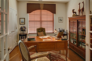 traditional-home-office