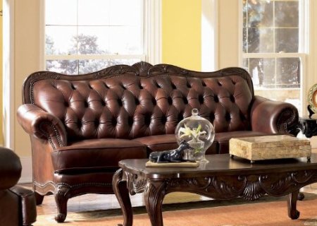 victorian-inspired-sofa