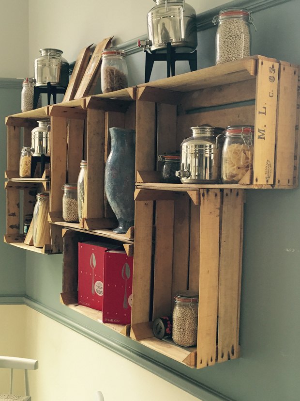 reused-wooden-crates-unique-kitchen-design-ideas