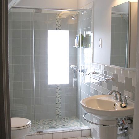 small-bathroom-remodel_2440603