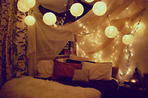 holiday lights in a bedroom 008 Interior Design Blogs