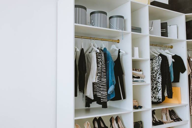 how to organize your closet